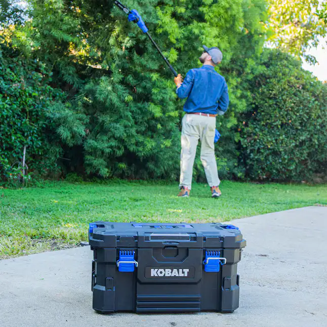 Kobalt CASESTACK 21.25-in W x 11-in H x 14-in D Black Plastic Tool Box